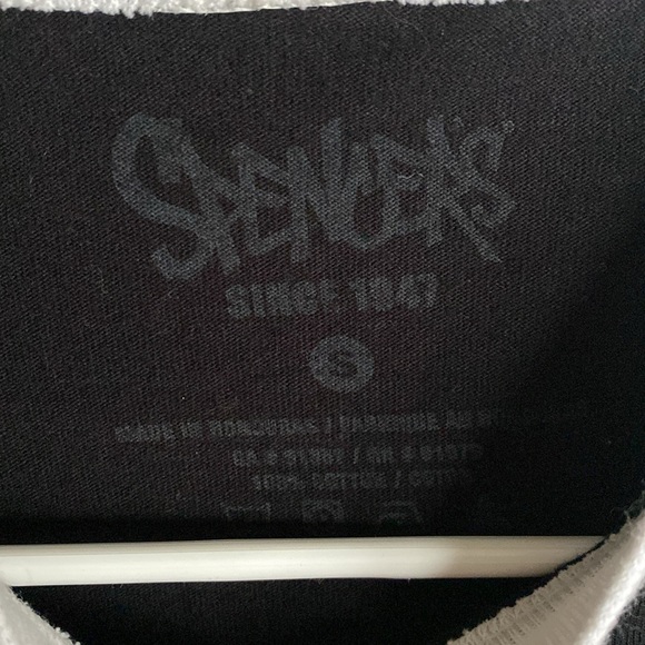 Mushroom shirt. - Picture 3 of 3